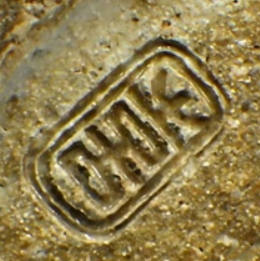 陶芸作家河村喜太郎　かわむらきたろうの陶印・裏印・窯印・サイン画像です。