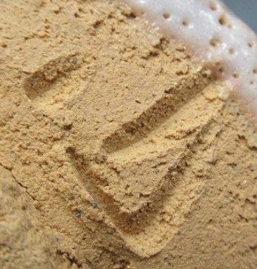 陶芸作家山田正和 白山窯 （志野ほか）の陶印・裏印・窯印・サイン画像です。