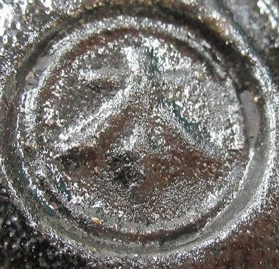 陶芸作家池田退輔　いけだたいすけ 本間焼　（楽焼）の陶印・裏印・窯印・サイン画像です。