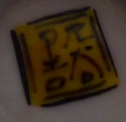 陶芸作家三代　三ツ井為吉　みついためきち　(九谷焼)の陶印・裏印・窯印・サイン画像です。