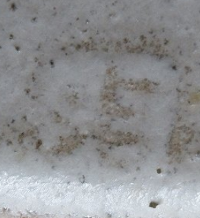 陶芸作家村田浩　むらたひろし　(益子焼)の陶印・裏印・窯印・サイン画像です。