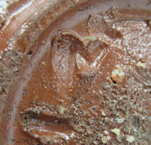 陶芸作家金重 愫 （備前焼）の陶印・裏印・窯印・サイン画像です。