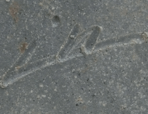 陶芸作家柴岡正志　三代目　（備前焼）の陶印・裏印・窯印・サイン画像です。