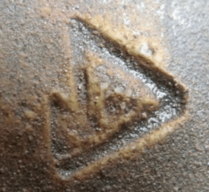 陶芸作家柳澤光晴の陶印・裏印・窯印・サイン画像です。