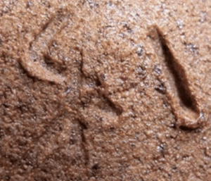 陶芸作家宗像利浩 （その他（未分類含む））の陶印・裏印・窯印・サイン画像です。