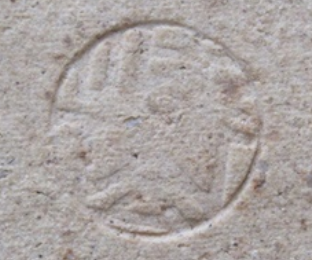 陶芸作家金子信彦　かねこのぶひこ　（萩焼）の陶印・裏印・窯印・サイン画像です。